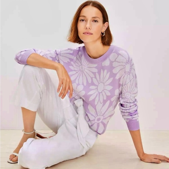 LOFT | Lavender Floral Print Daisy Crew Neck Long Sleeve Sweater Small - Picture 1 of 11